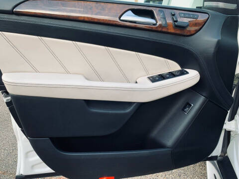 2012 Mercedes-Benz M-Class ML 63 AMG