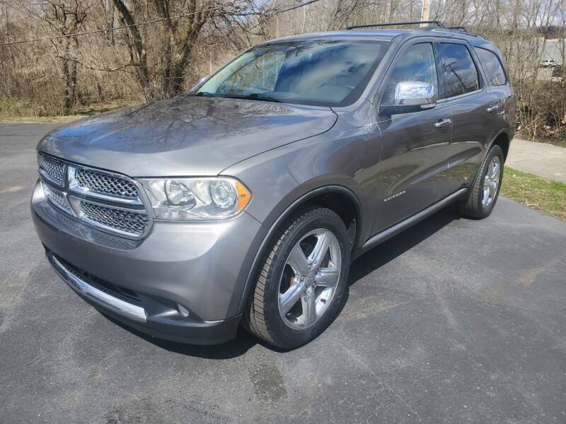 2011 Dodge Durango for sale at GLASS CITY AUTO CENTER in Lancaster OH