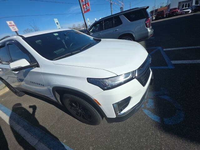 2022 Chevrolet Traverse LT Leather