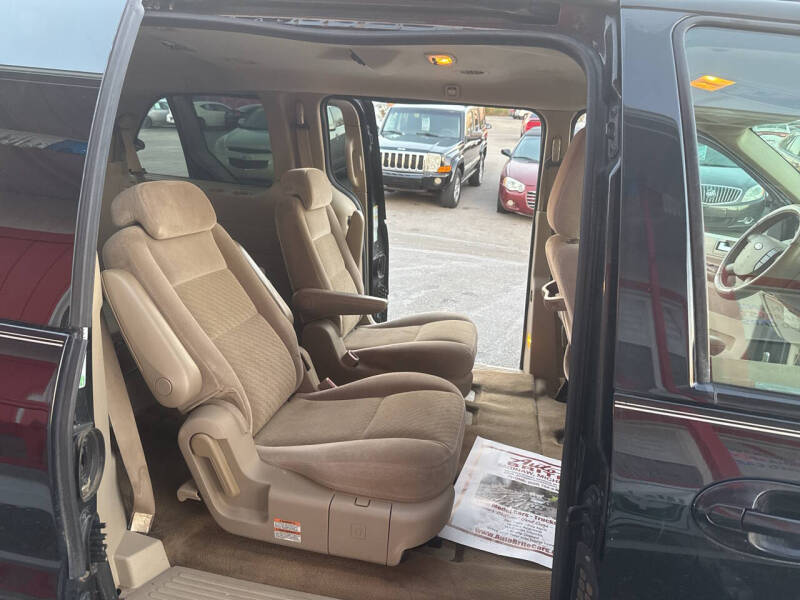 2005 Ford Freestar Limited