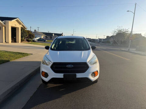 2017 Ford Escape S