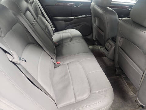 2005 Cadillac DeVille