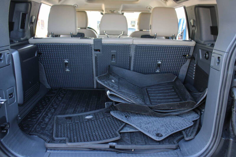 2021 Land Rover Defender 110 SE