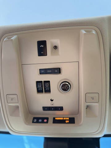 2017 Cadillac Escalade ESV Premium Luxury