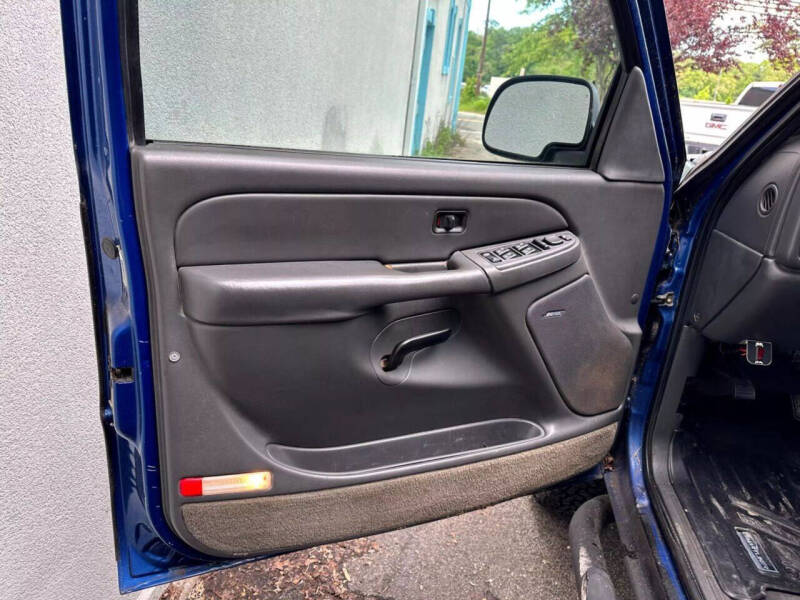 2004 GMC Sierra 2500HD