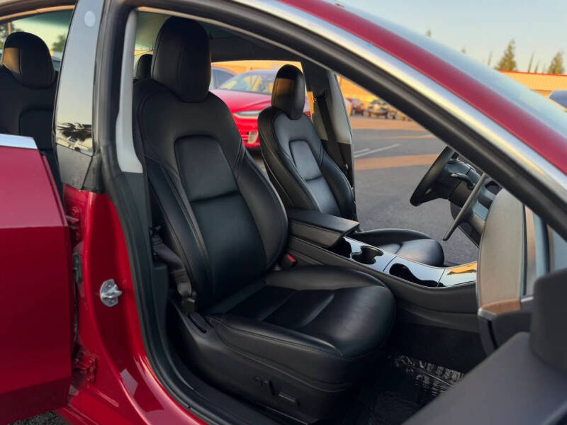 2018 Tesla Model 3 Performance