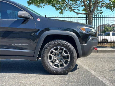 2020 Jeep Cherokee