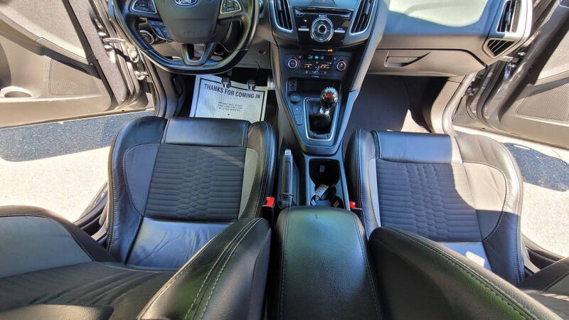2018 Ford Focus ST
