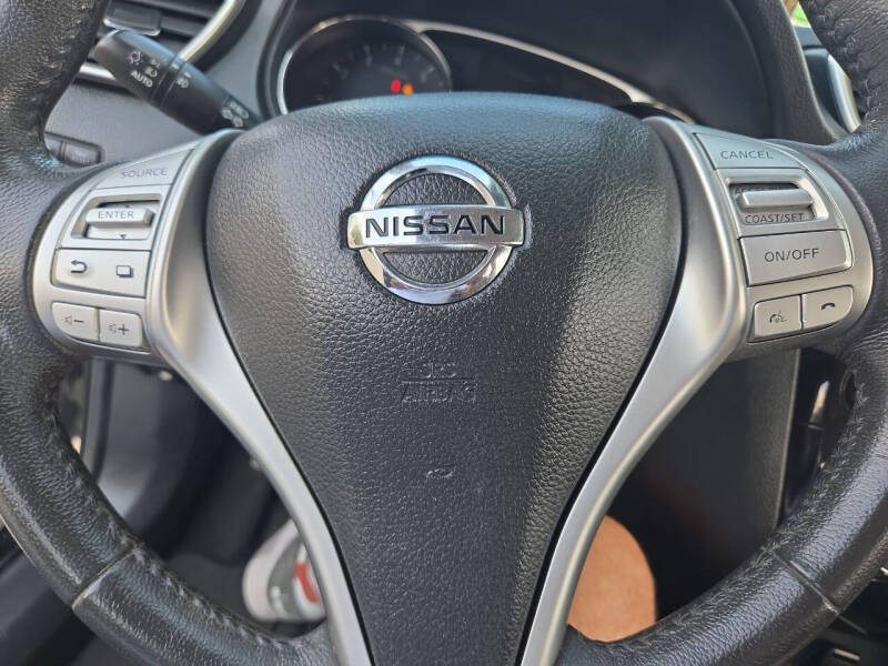 2016 Nissan Rogue SL