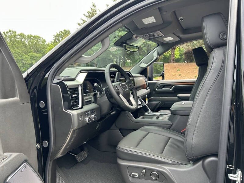 2025 GMC Sierra 2500HD