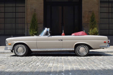 1969 Mercedes-Benz 280-Class