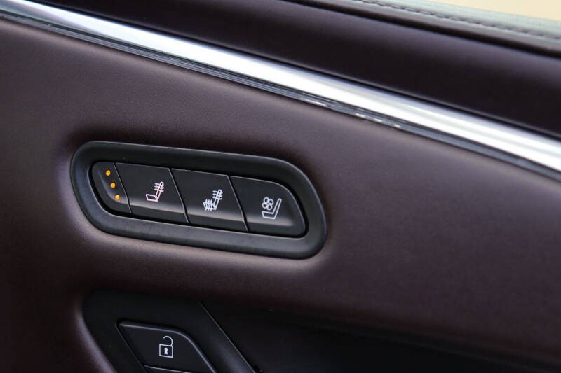 2021 Cadillac Escalade ESV Premium Luxury Platinum