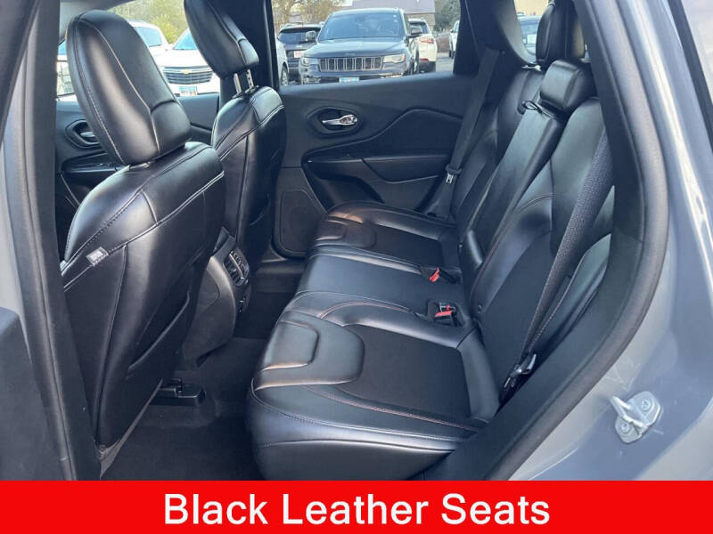 2019 Jeep Cherokee Trailhawk