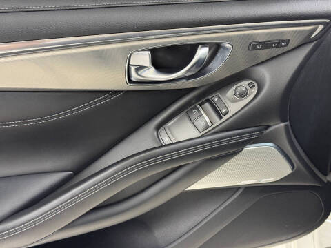 2017 Infiniti Q60 3.0T Premium