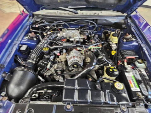 2004 Ford Mustang GT Deluxe