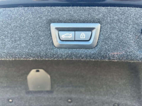 2019 BMW 5 Series 530i