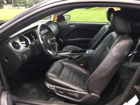 2012 Ford Mustang V6 Premium