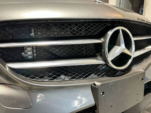 2017 Mercedes-Benz C-Class