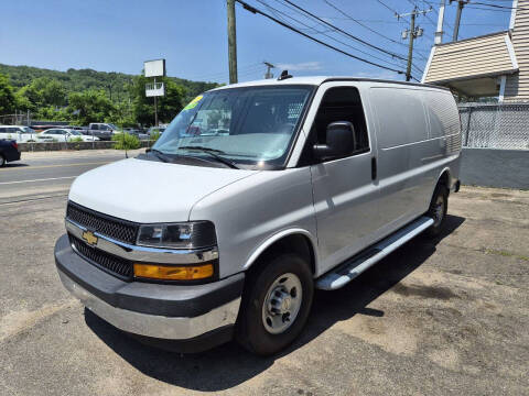 2023 Chevrolet Express 2500