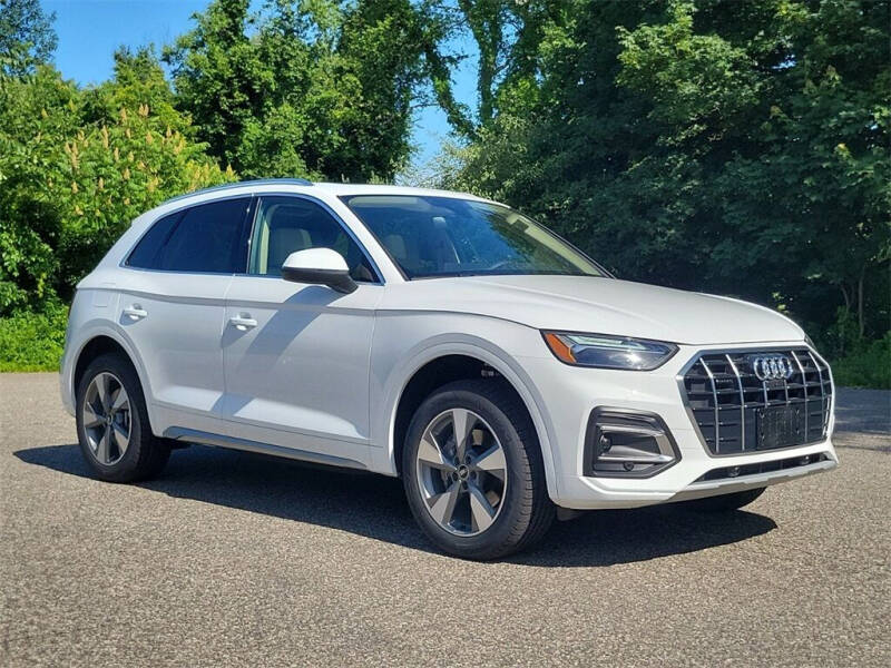 2022 Audi Q5 2.0T quattro Premium Plus