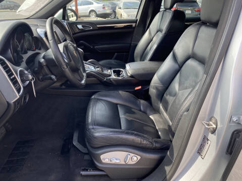 2011 Porsche Cayenne Tiptronic