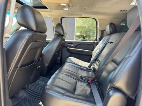 2011 Chevrolet Suburban LT
