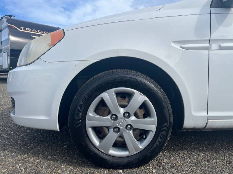2009 Hyundai Accent GLS