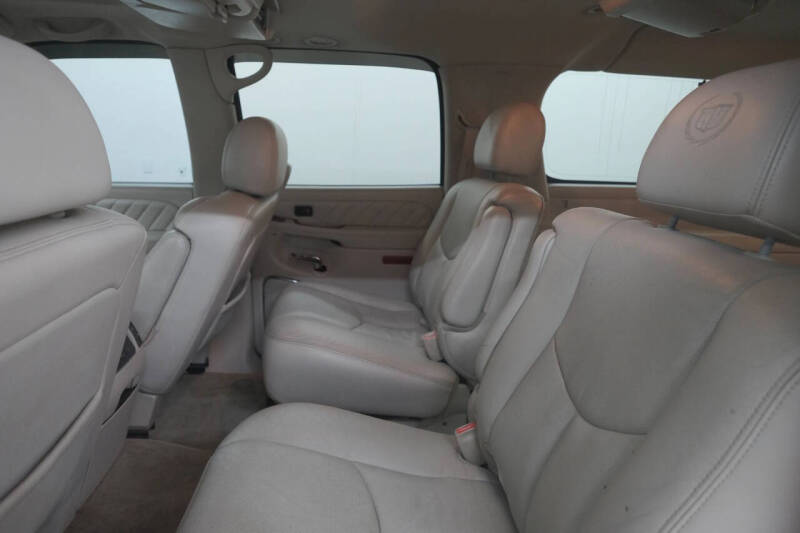 2005 Cadillac Escalade ESV Platinum Edition