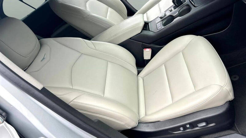 2019 Cadillac XT4 Luxury