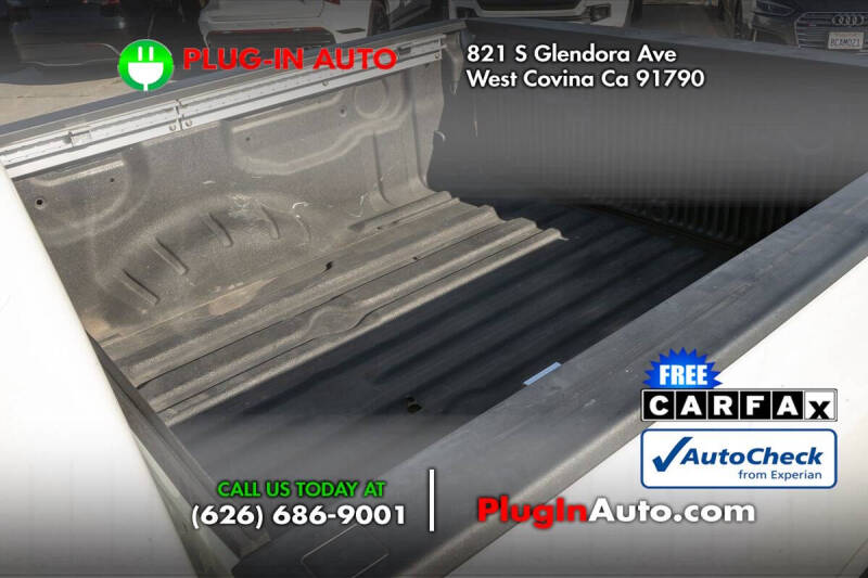 2023 Nissan Titan SV