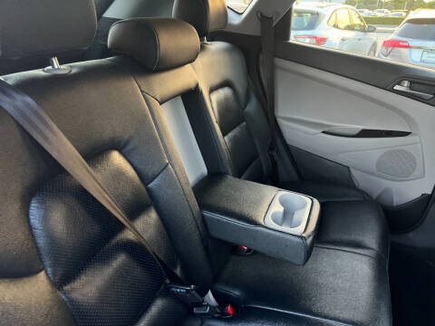 2018 Hyundai Tucson SE