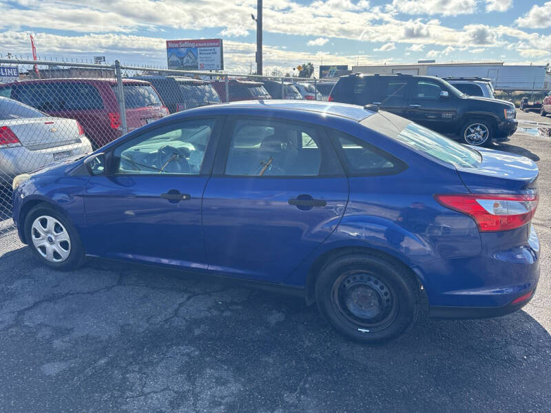 2012 Ford Focus S