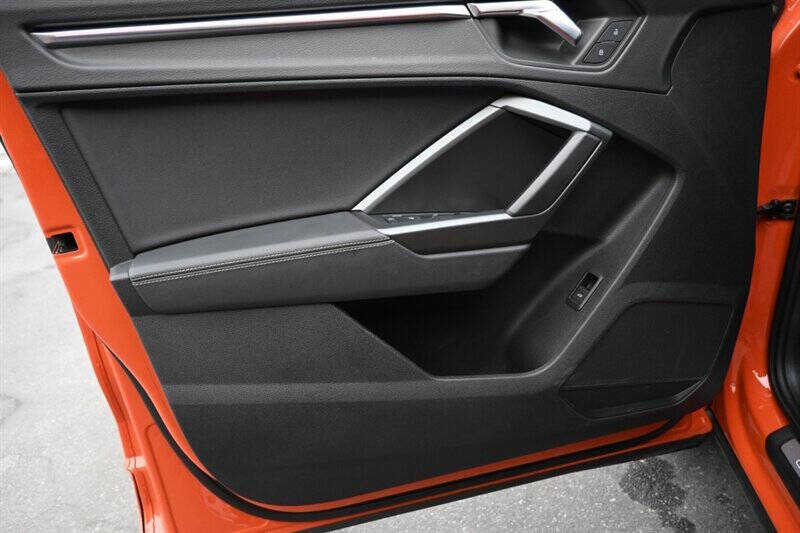 2021 Audi Q3 quattro S line Prem Plus 45 TFSI