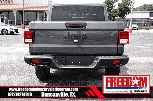 2025 Jeep Gladiator Sport S