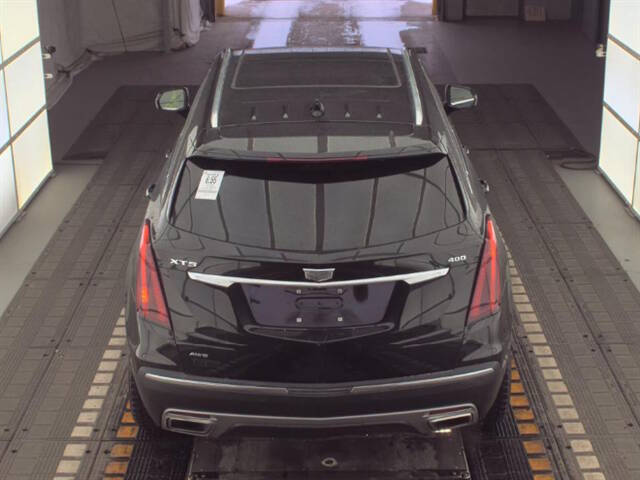 2022 Cadillac XT5 Premium Luxury