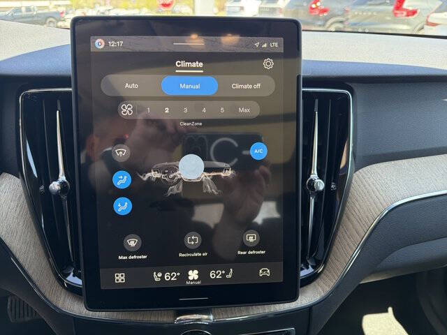 2026 Volvo XC60 B5 Core