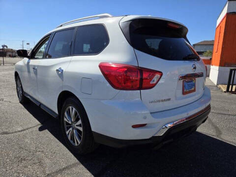 2019 Nissan Pathfinder SV