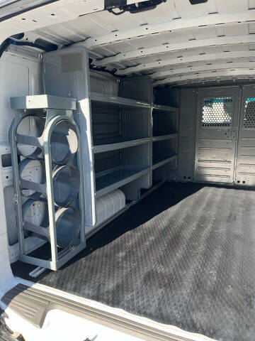 2018 Nissan NV 1500 S