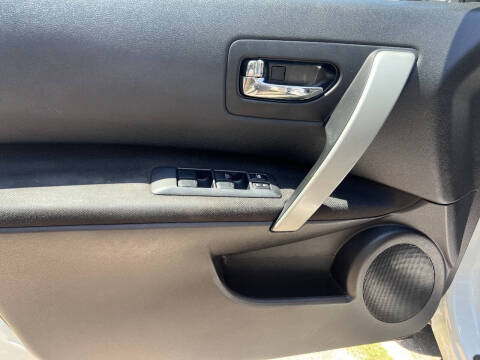 2013 Nissan Rogue SV