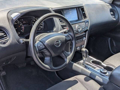 2020 Nissan Pathfinder S