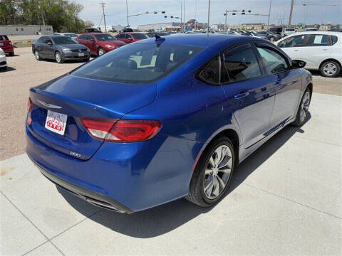 2015 Chrysler 200 S