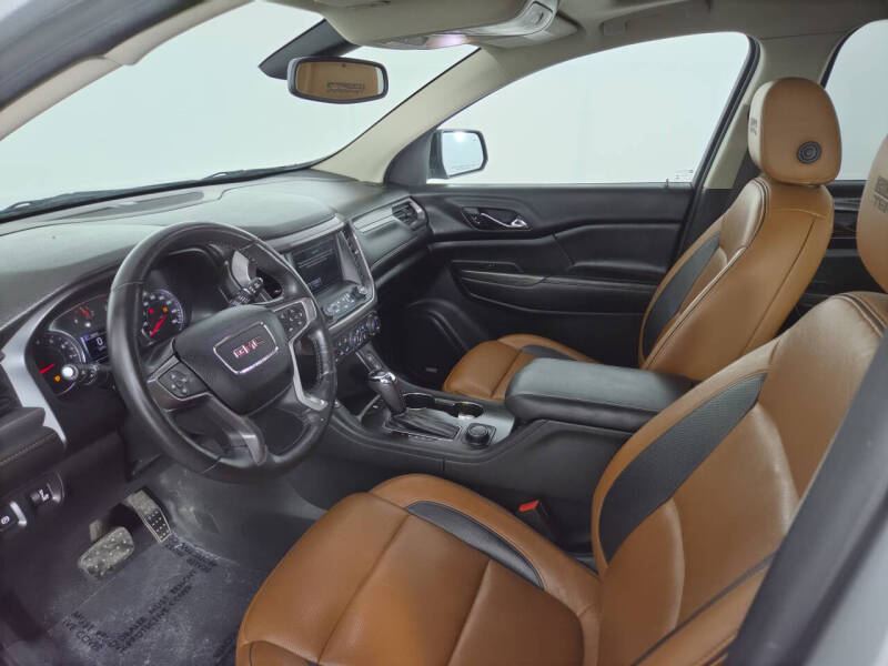 2017 GMC Acadia SLT-1