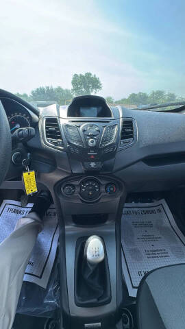 2016 Ford Fiesta S