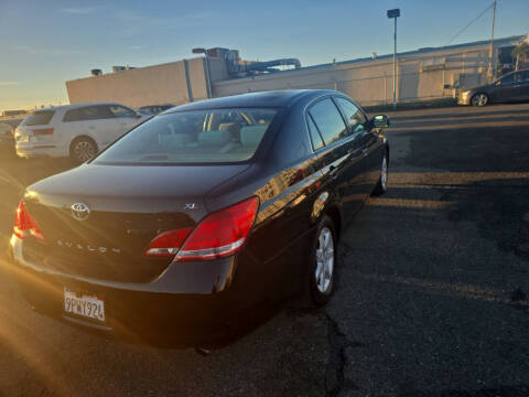 2007 Toyota Avalon XL