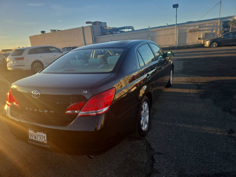 2007 Toyota Avalon XL