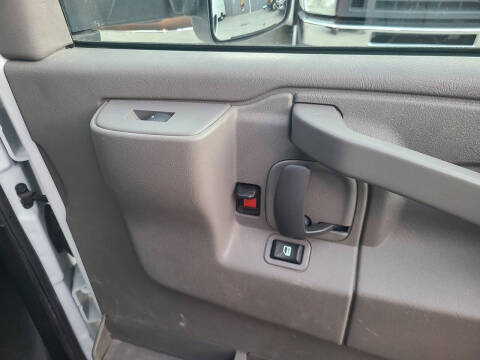 2022 Chevrolet Express 3500