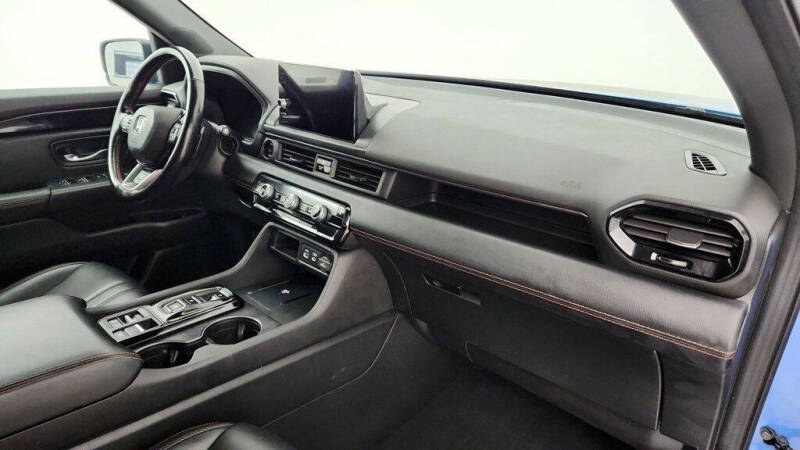 2023 Honda Pilot TrailSport