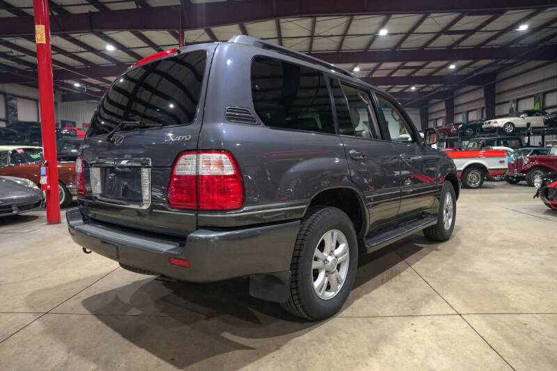 2005 Lexus LX 470