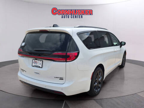 2027 Chrysler Pacifica Limited