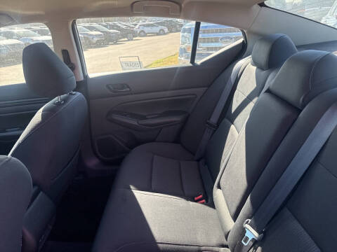 2024 Nissan Altima 2.5 SV